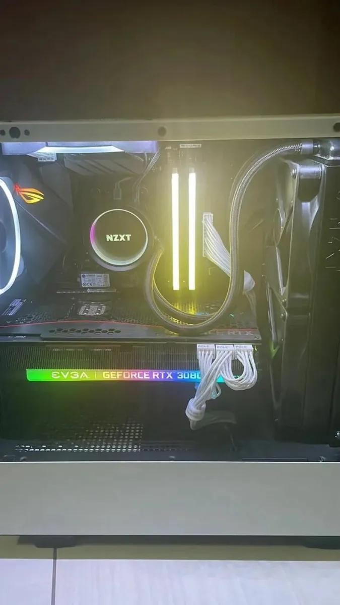 Corsair Vengeance RGB RT 32 GB DDR4 EXPO - Image 2