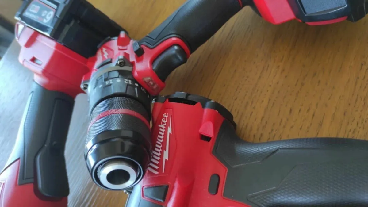 Milwaukee 18V Brushless Tool Kit - Image 3
