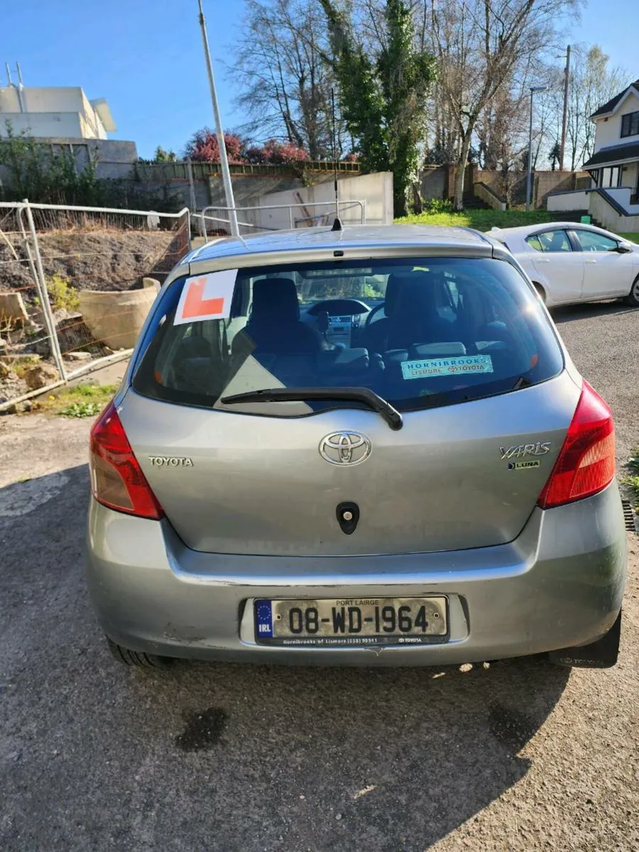 Toyota Yaris 2008, Manual- 1.0L - Image 3