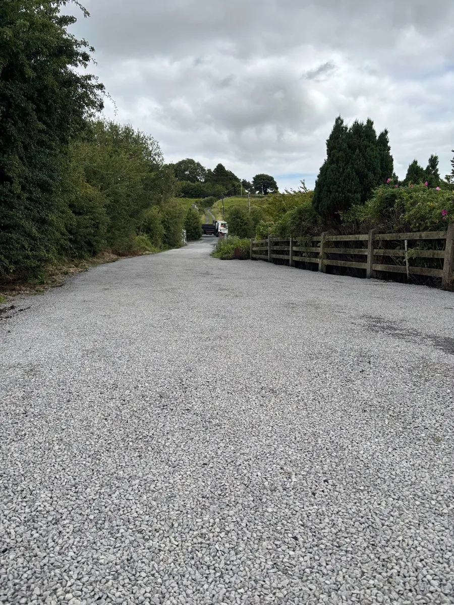 tar-chipping & tarmacadam - Image 3