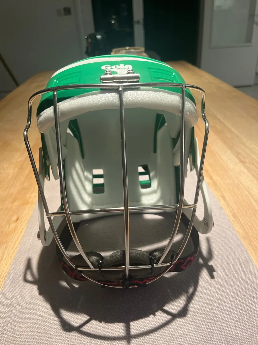Gola helmet - Image 1