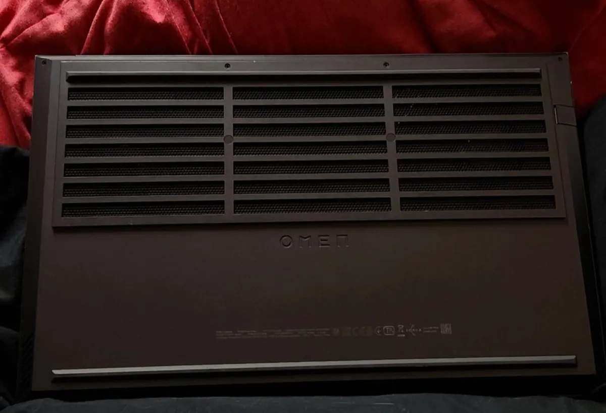 HP Omen 15 inch Gaming Laptop - Image 2