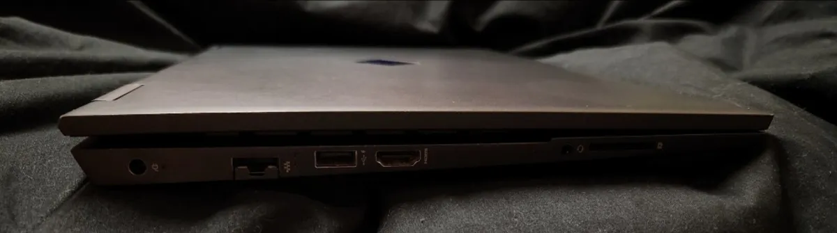 HP Omen 15 inch Gaming Laptop - Image 3