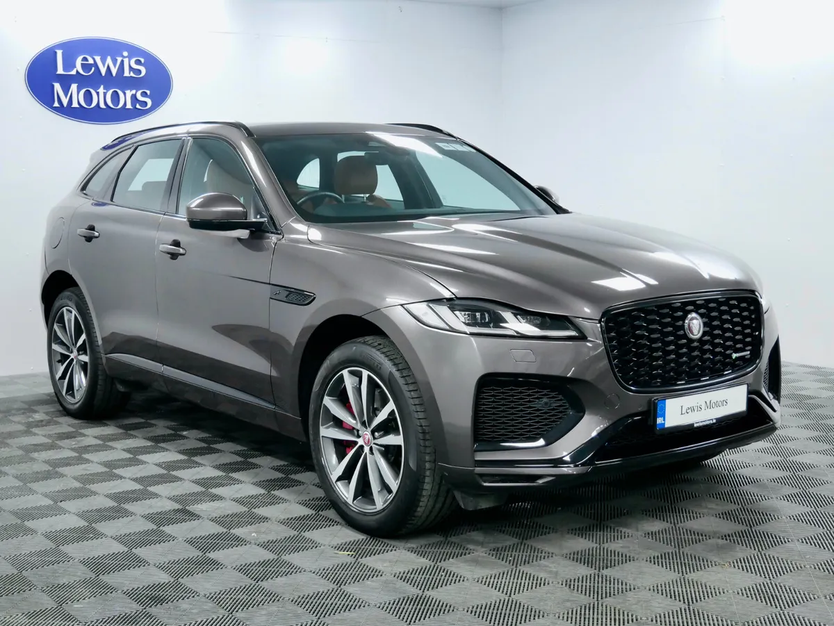2022 Jaguar F-Pace SE P400E - Image 2