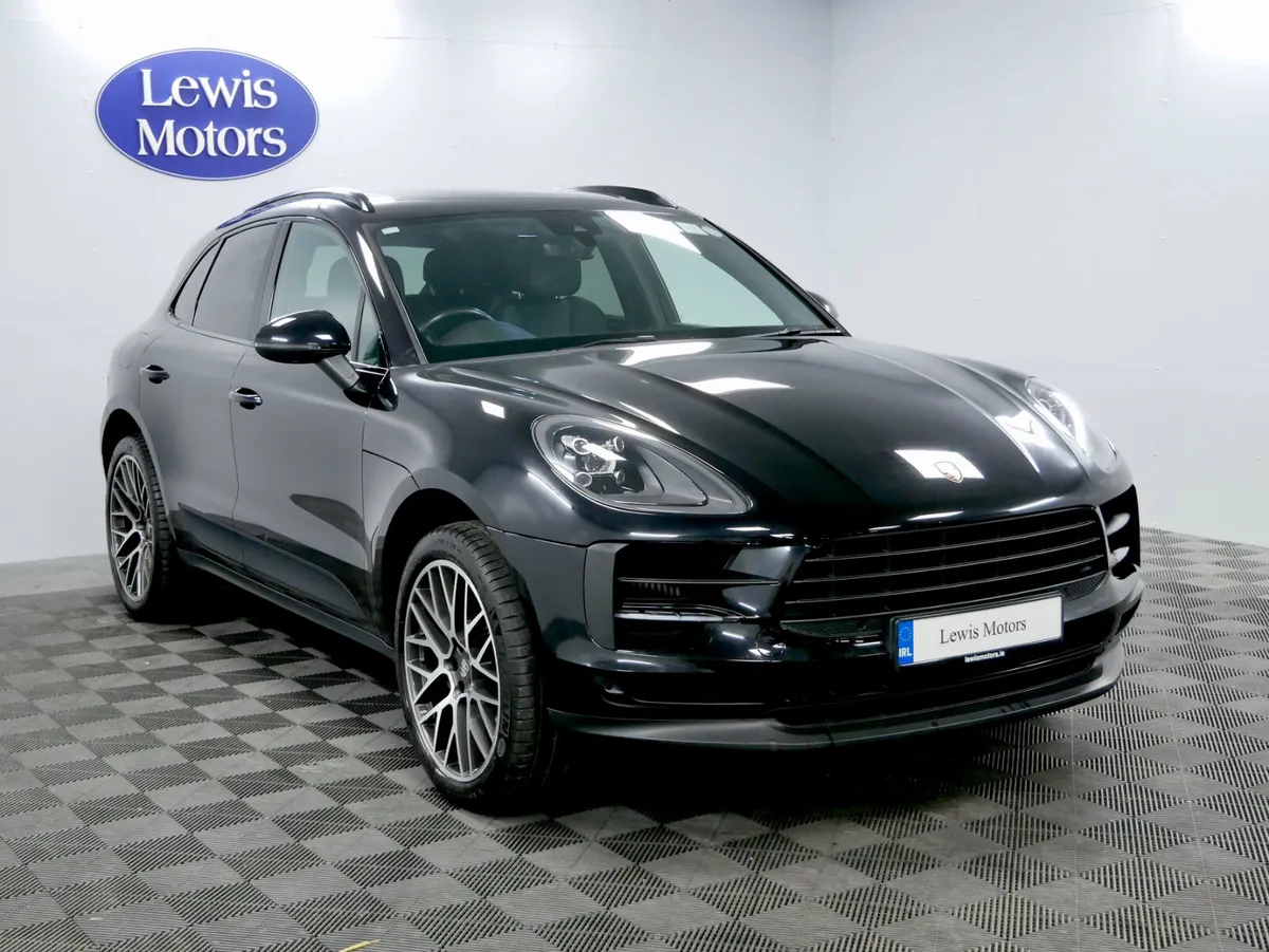 2019 Porsche Macan S - Image 2