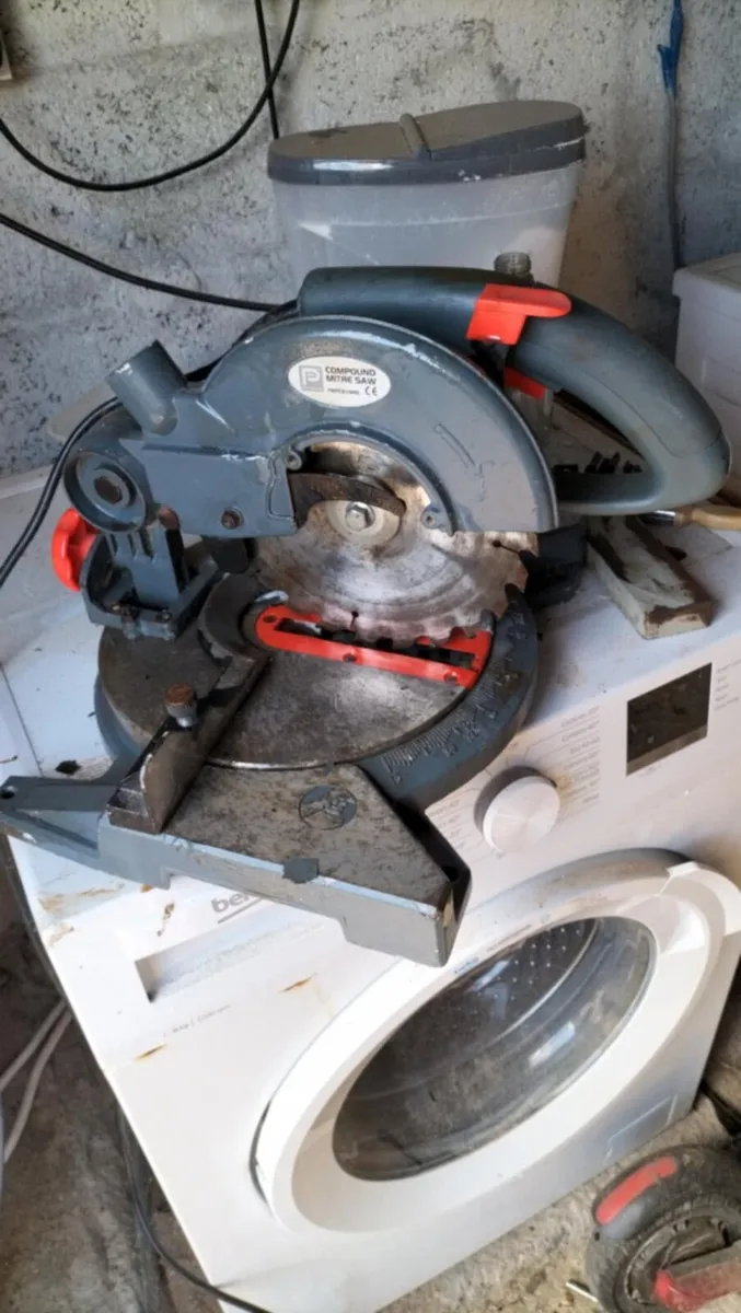 Chop saw - Image 1