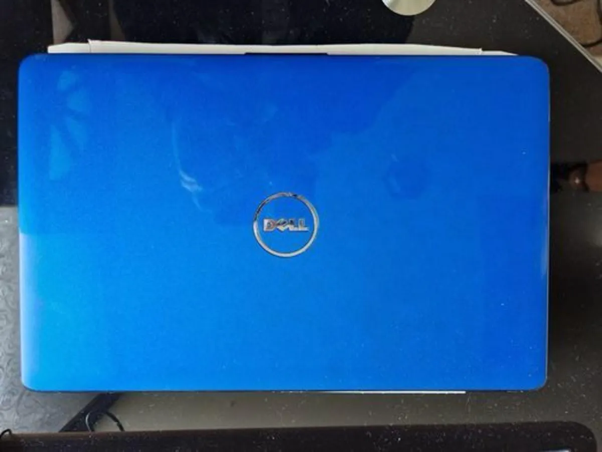 Dell Inspiron 1545 3GB RAM, 300GB HDD, Wins 7 Ulti - Image 1