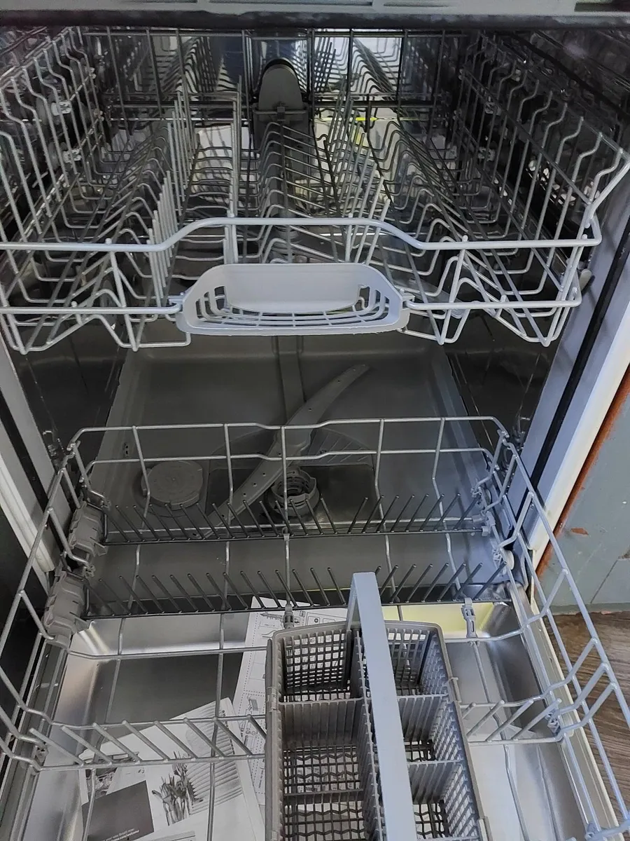 Dishwasher - Image 4