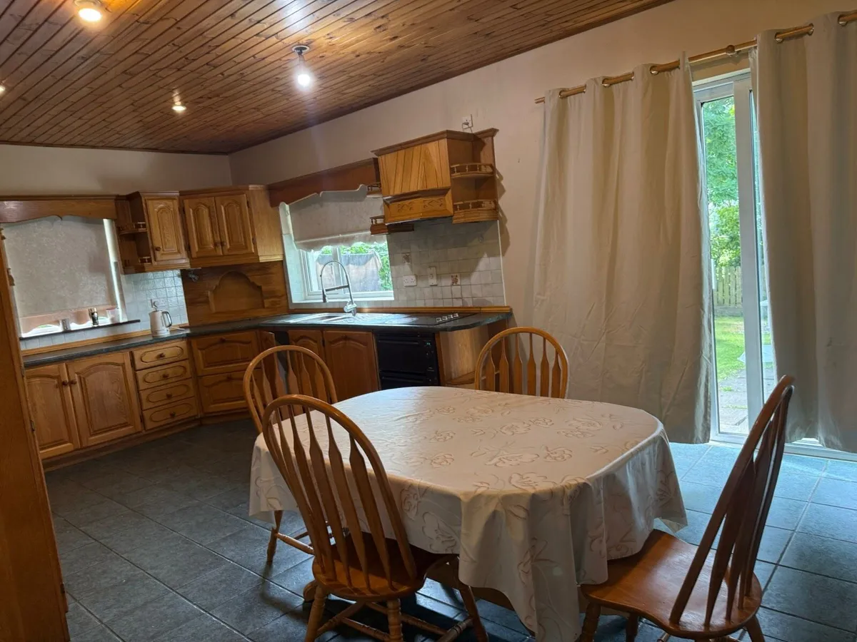 Solid Oak Kitchen - Image 2