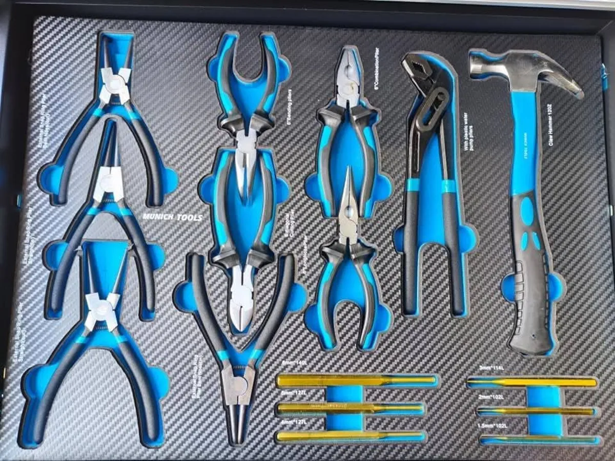 New German toolbox free delivery - Image 1