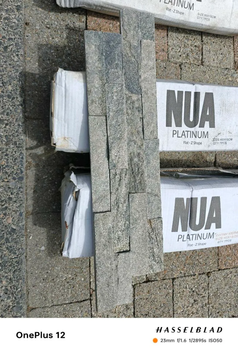 Platinum slate panels - Image 1