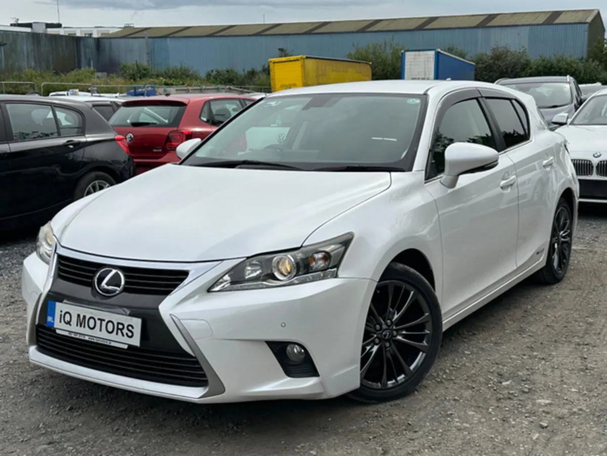 Lexus CT 1.8L Petrol-Hybrid Automatic (8707) - Image 3