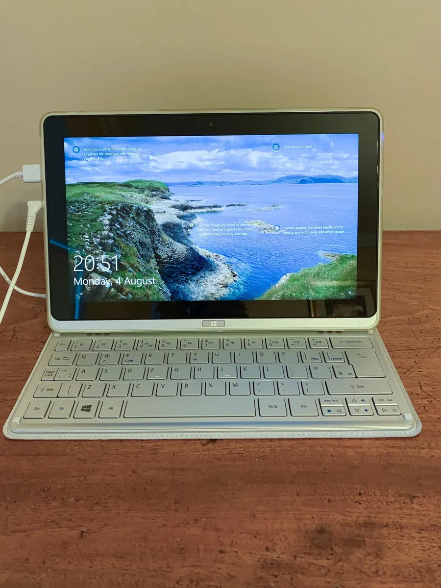 Acer Iconia - Image 1