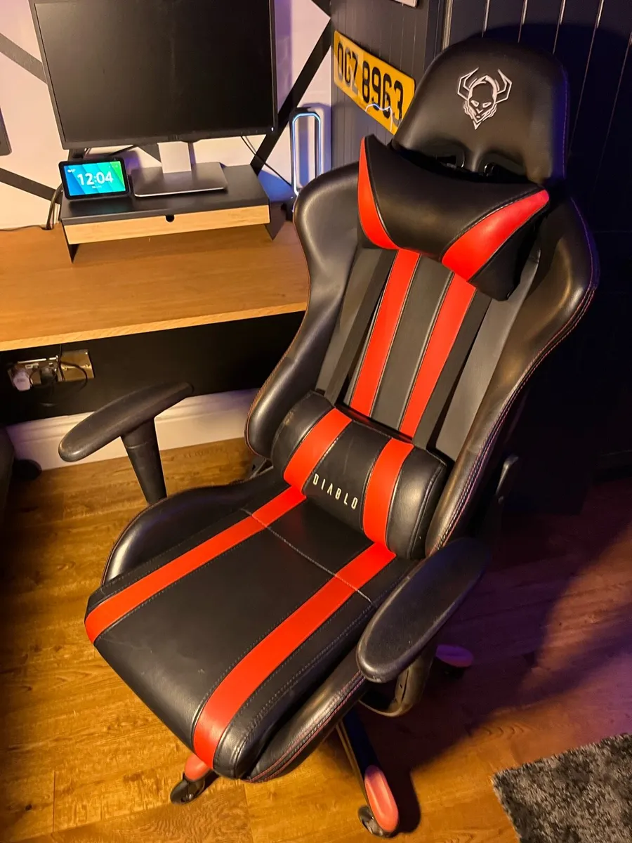 Gaming chair - Image 1