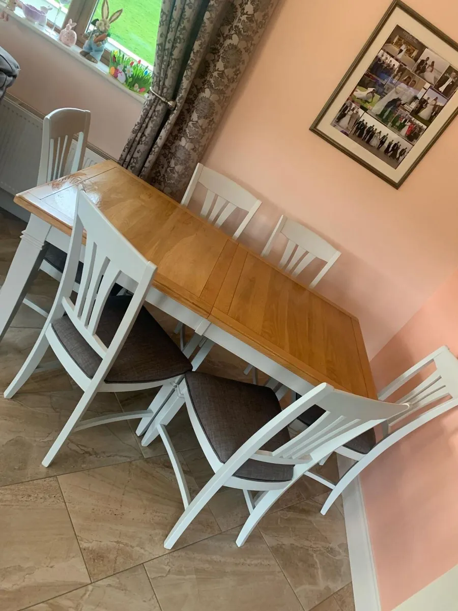 Table and  Chairs absolute Bargain - Image 3