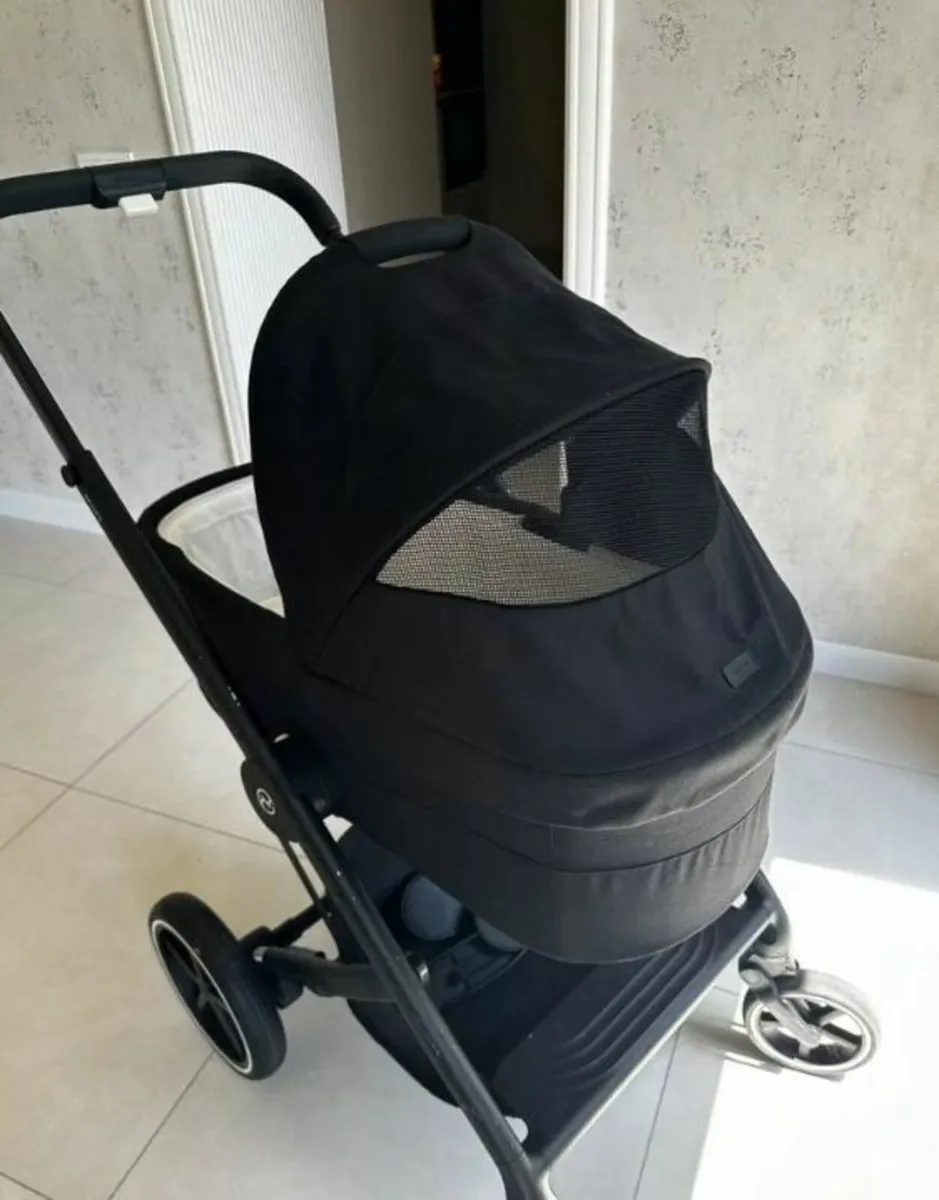 Cybex Balios S Lux 3 in 1 - Image 2