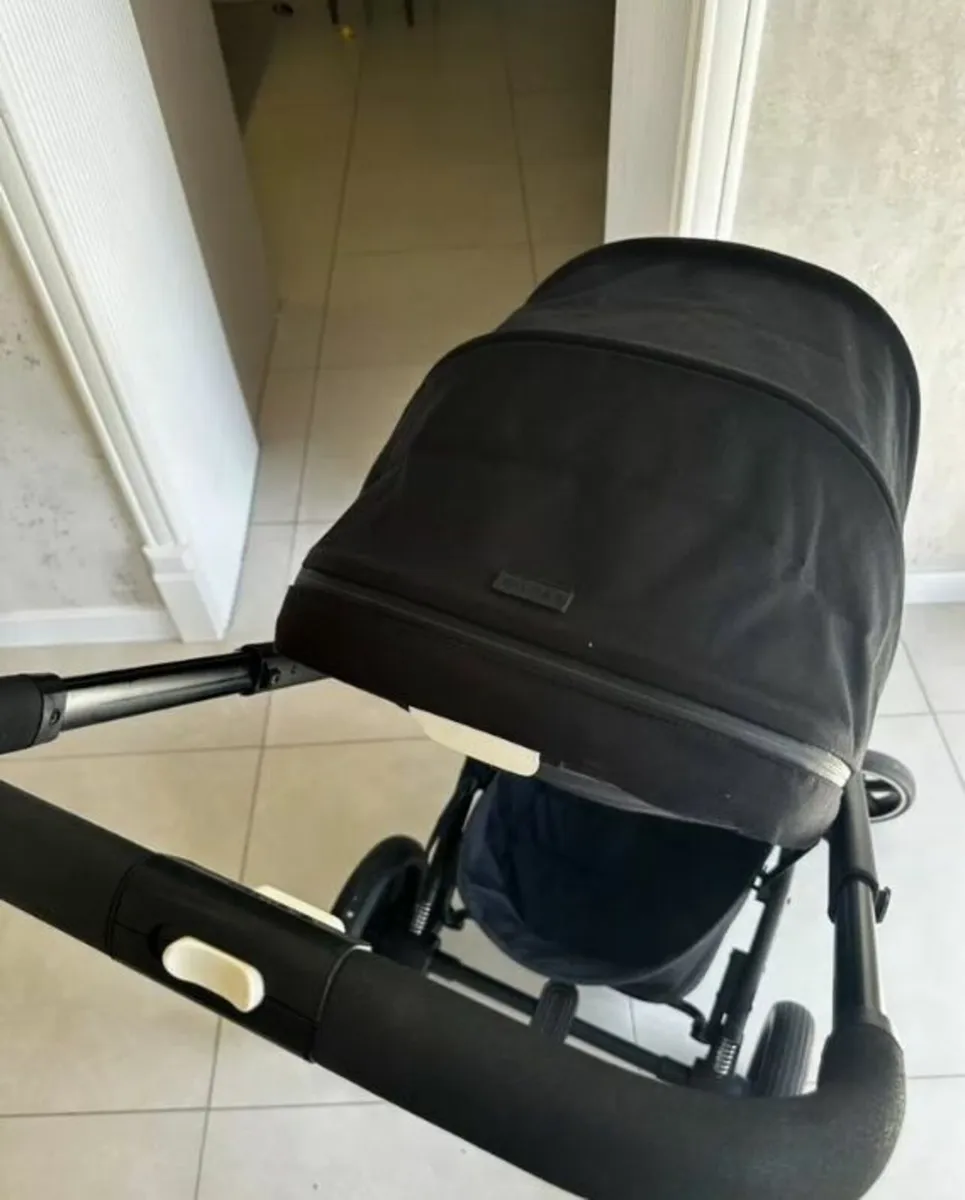 Cybex Balios S Lux 3 in 1 - Image 4