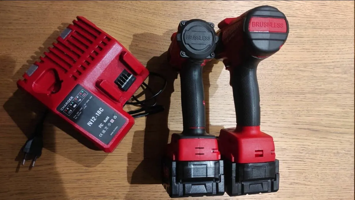 Milwaukee 18V Brushless 1/2 Impact Wrench Pair Scr - Image 1
