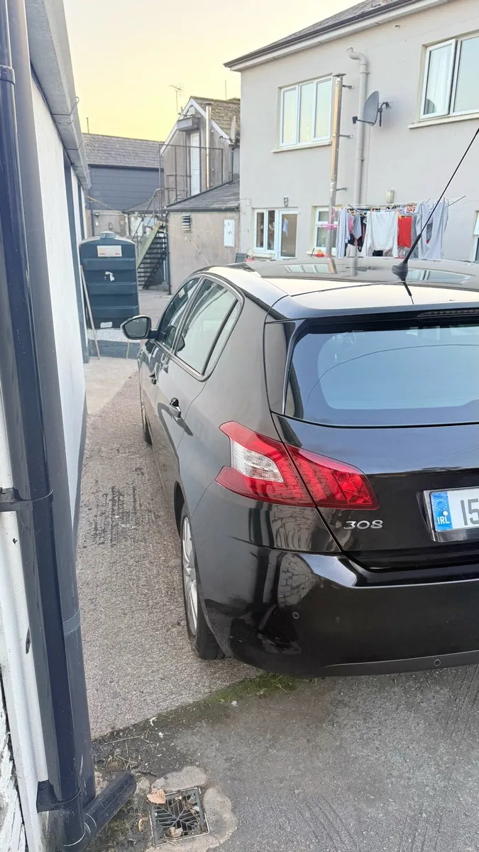 Peugeot 308 2015 - Image 4