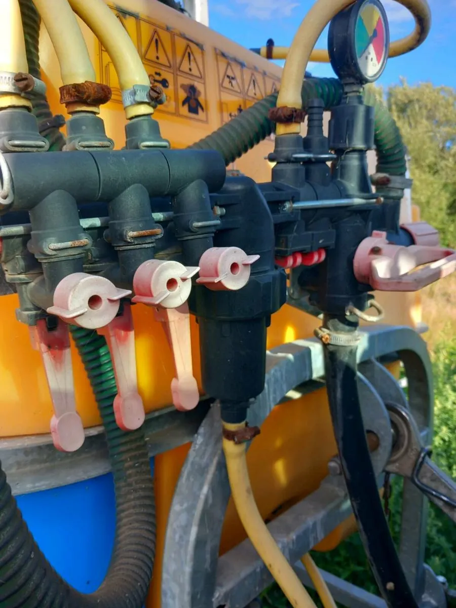Sprayer - Image 4