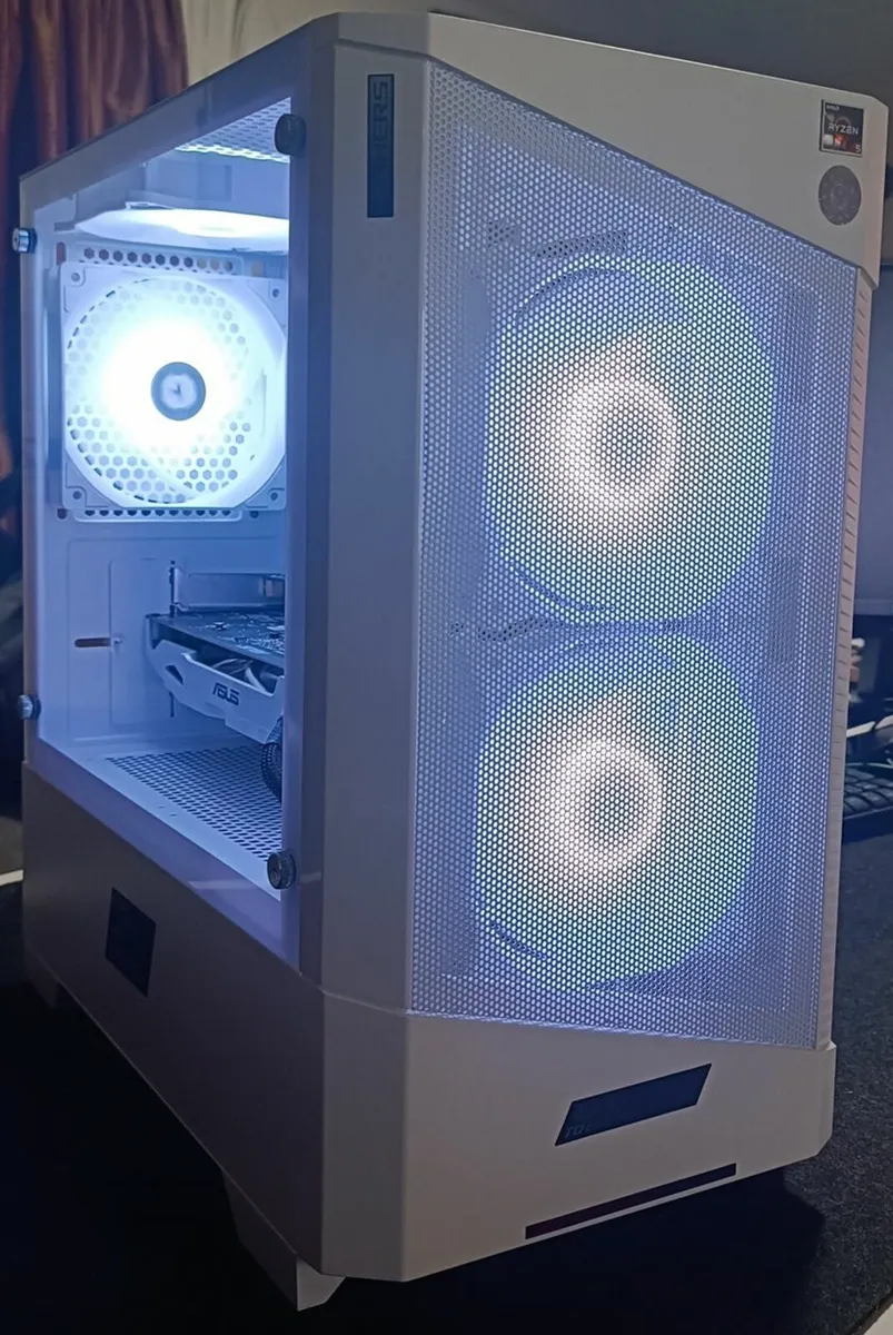 White Cheap Ryzen 5 Gaming pc - Image 1