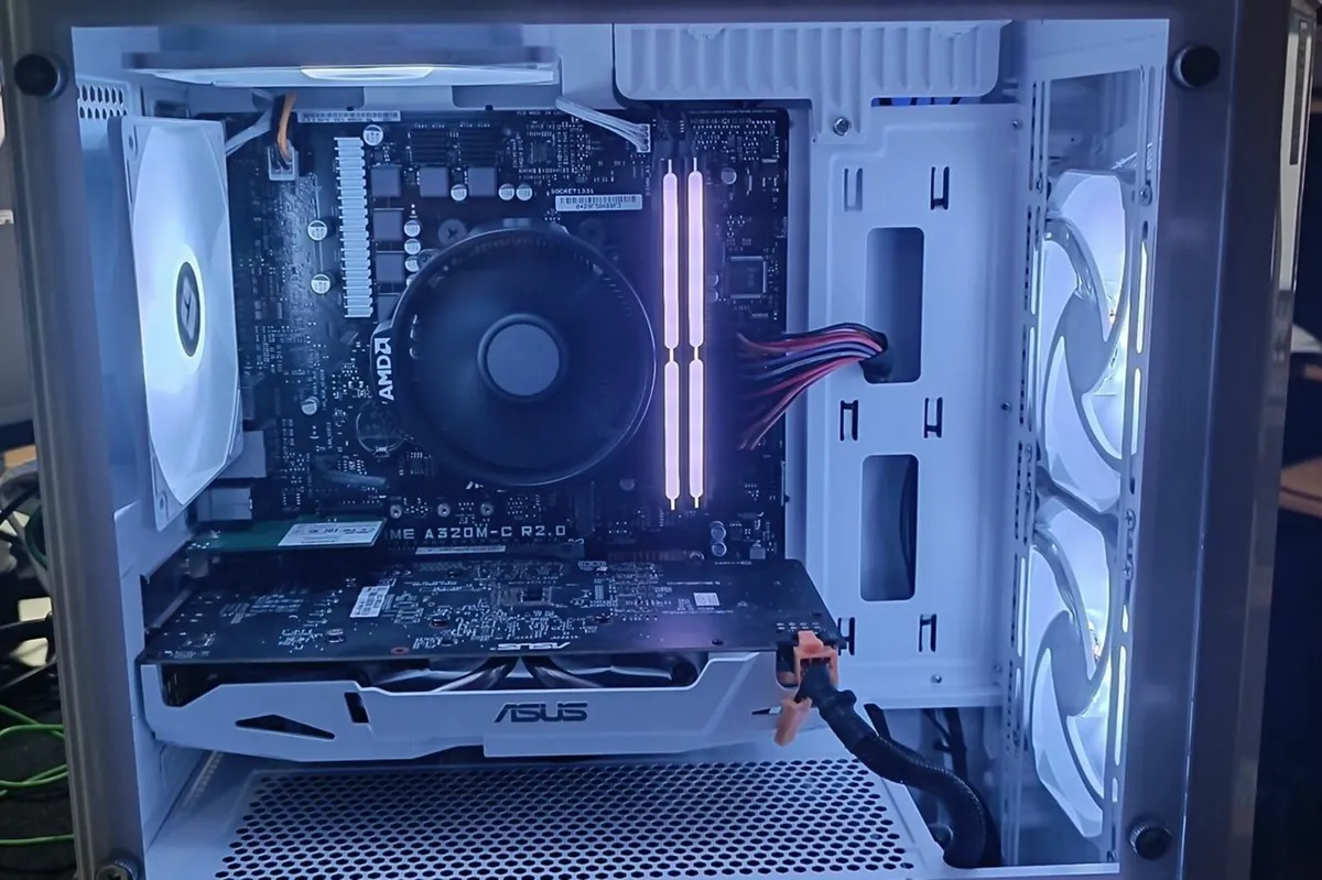 White Cheap Ryzen 5 Gaming pc - Image 2