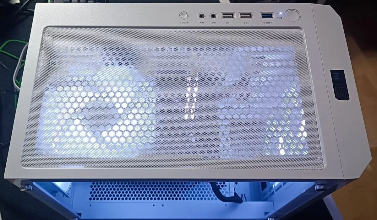 White Cheap Ryzen 5 Gaming pc - Image 4