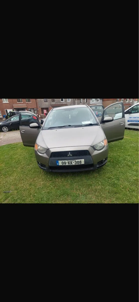 Car - Image 2