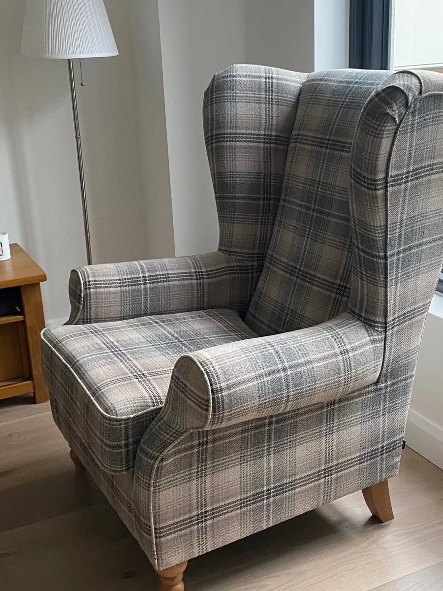 Armchair - Image 2