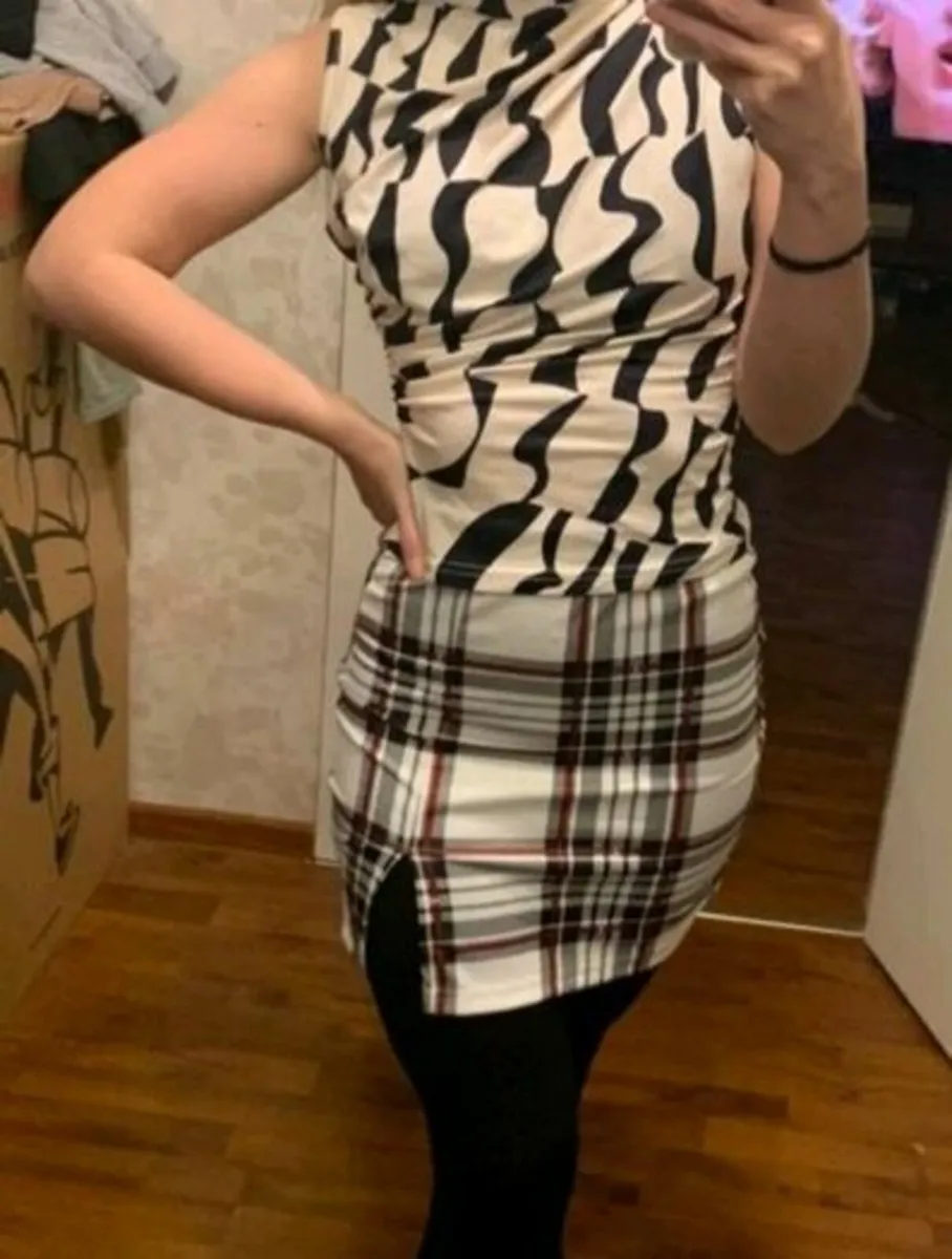 Very sexy miniskirt for crossdresser - Image 1