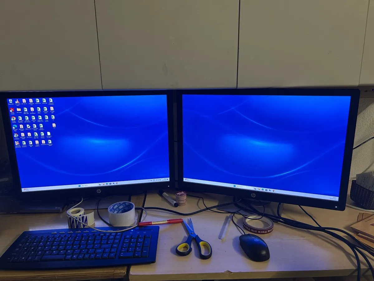 HP monitor screen 24” - Image 1