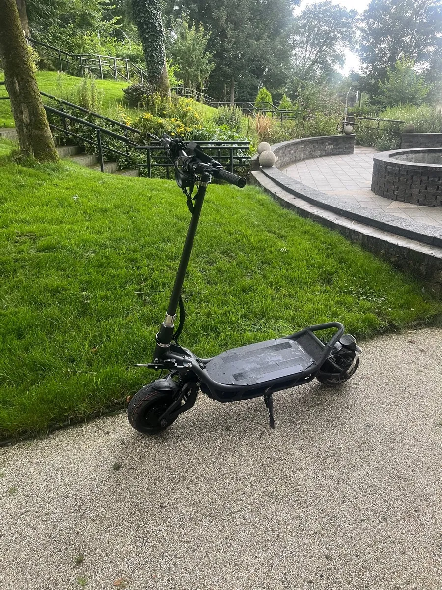Scooter - Image 3