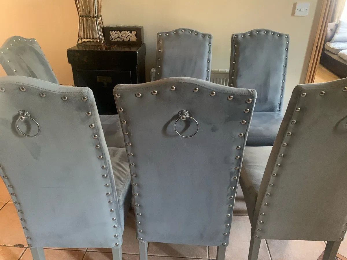 6 beautiful grey chairs gorey area - Image 1