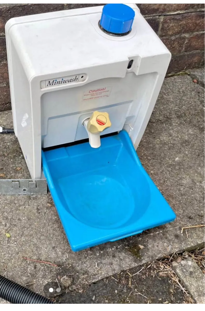 Eberspacher hand wash station
