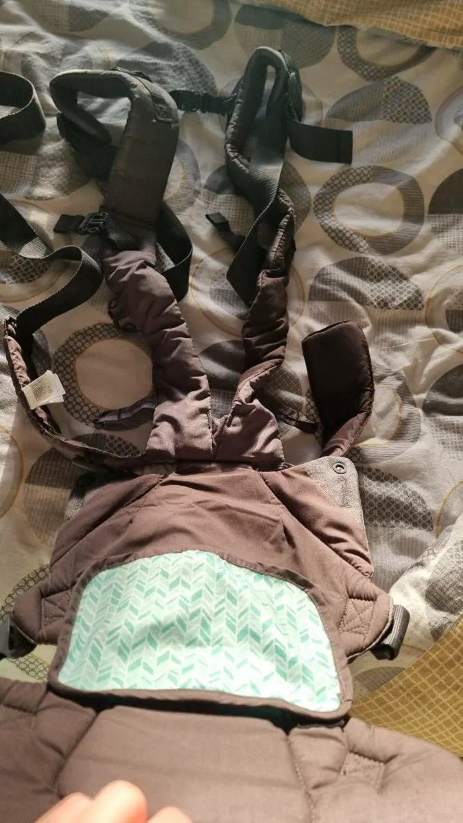 New Baby carrier - Image 2