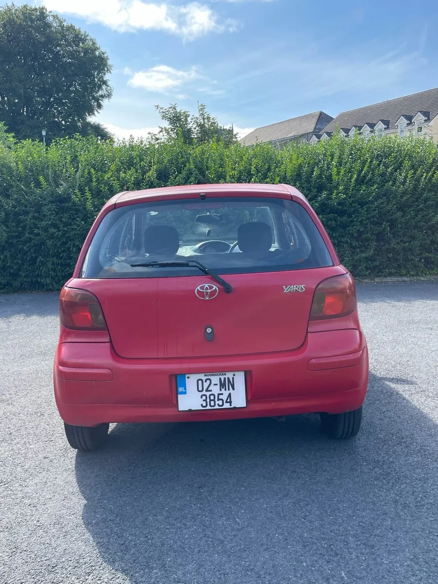 Tayta Yaris 2002 - Image 4
