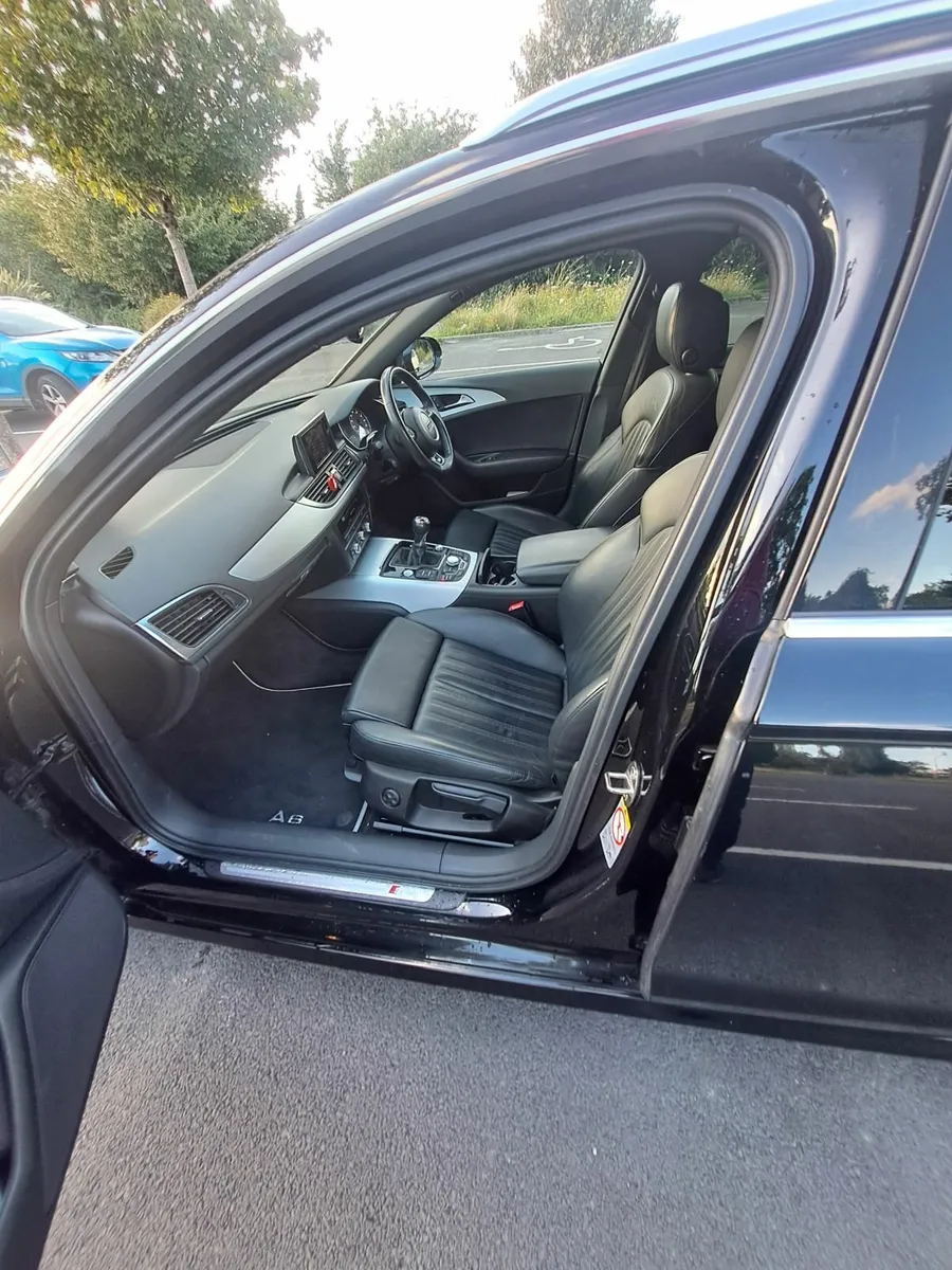 Audi A6 2013 - Image 2