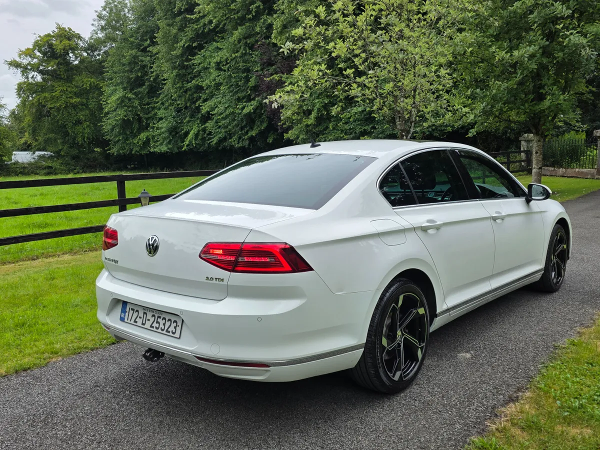 172 Volkswagen Passat GT 2 L TDI HIGH SPEC - Image 3
