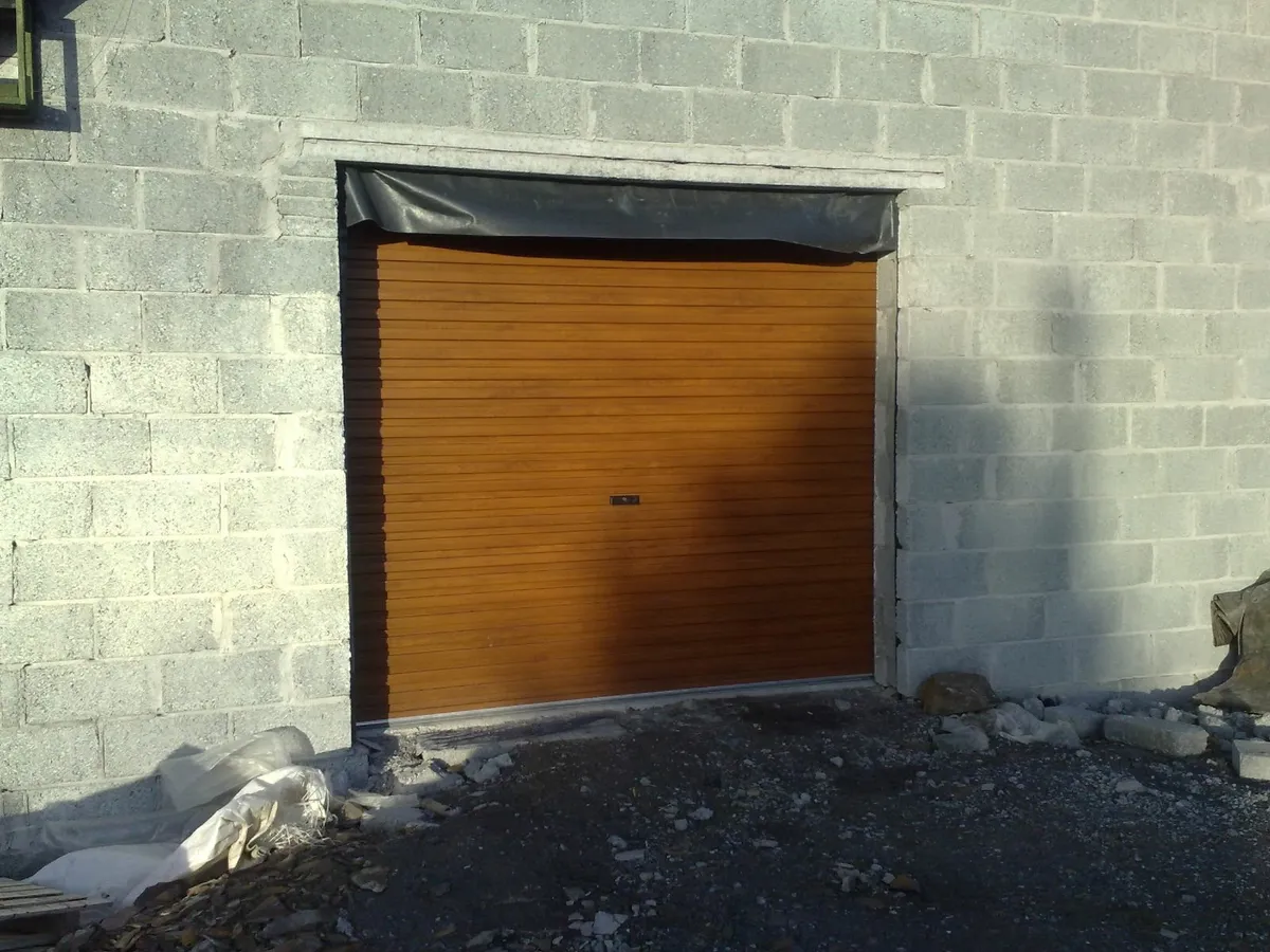 roller  doors, - garages / sheds - Image 1