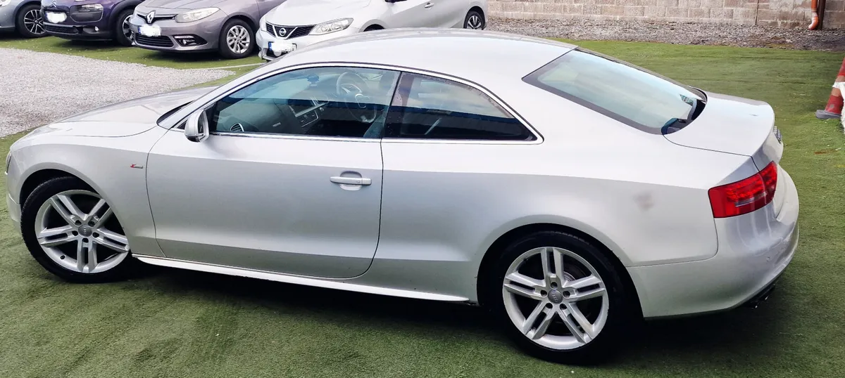 Audi A5 2.0tdi S-LINE BI XENON - Image 3