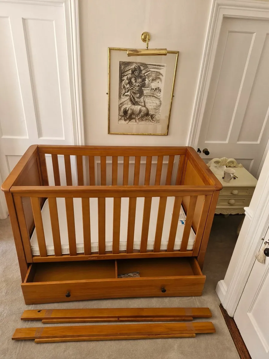 Cot/bed large oak cot + premium mattress + wood hi - Image 2