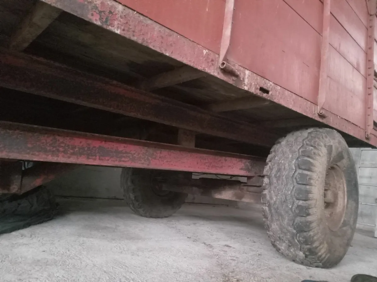Tipping trailer - Image 2