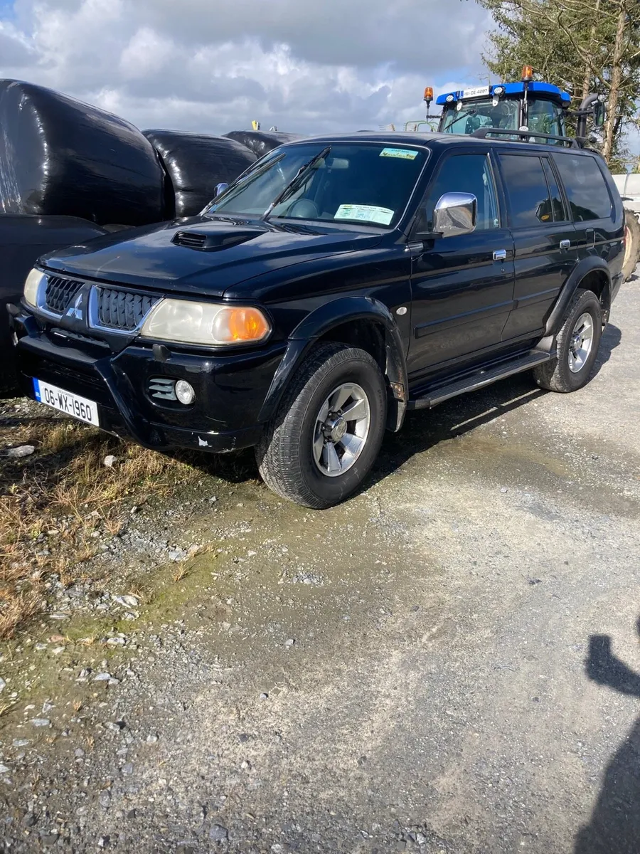 Mitsubishi pajero - Image 1