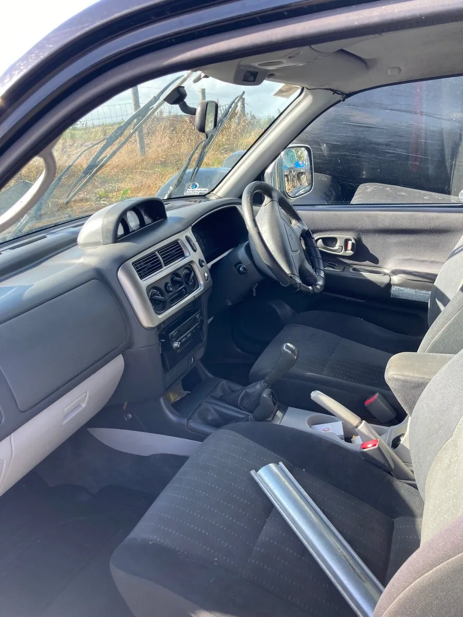 Mitsubishi pajero - Image 3