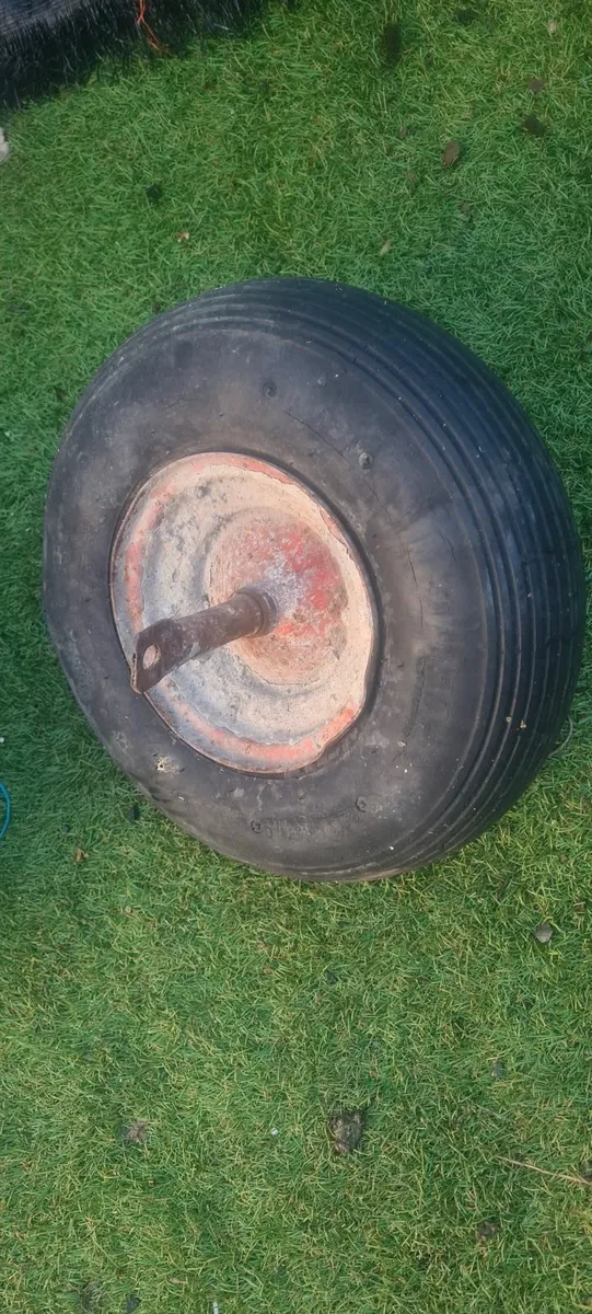 Wheel barrow wheels ……10 - Image 1