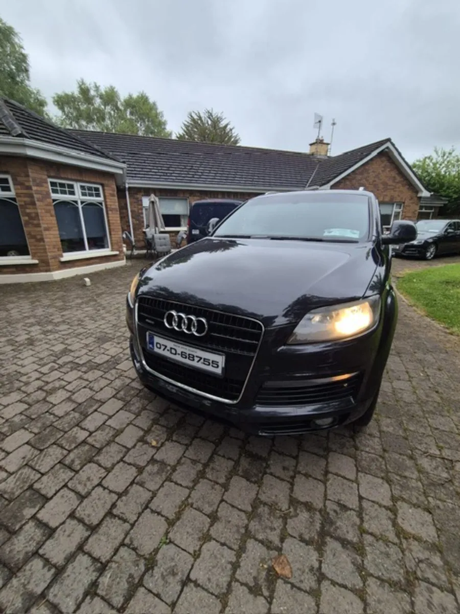 Audi Q7 2007 - Image 2