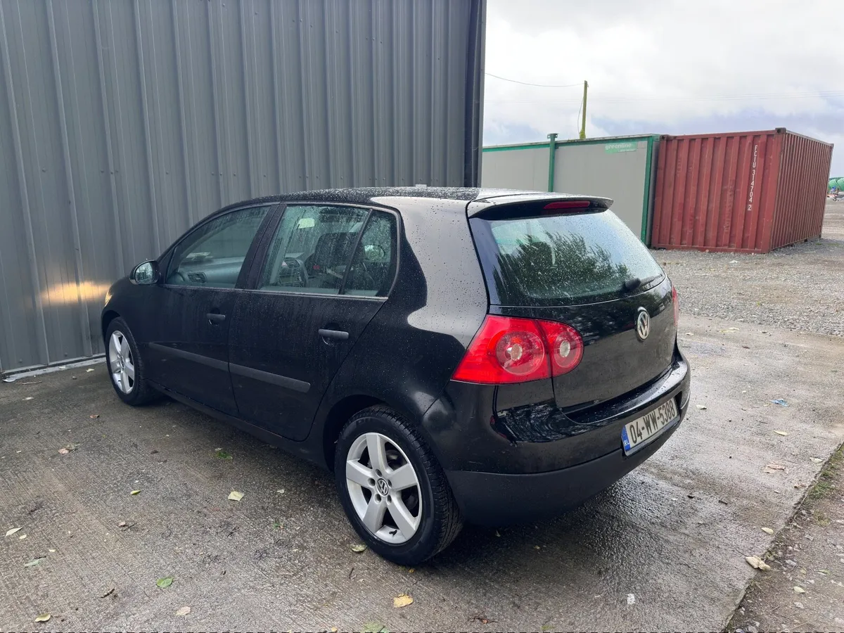 Volkswagen Golf 2004 - Image 4