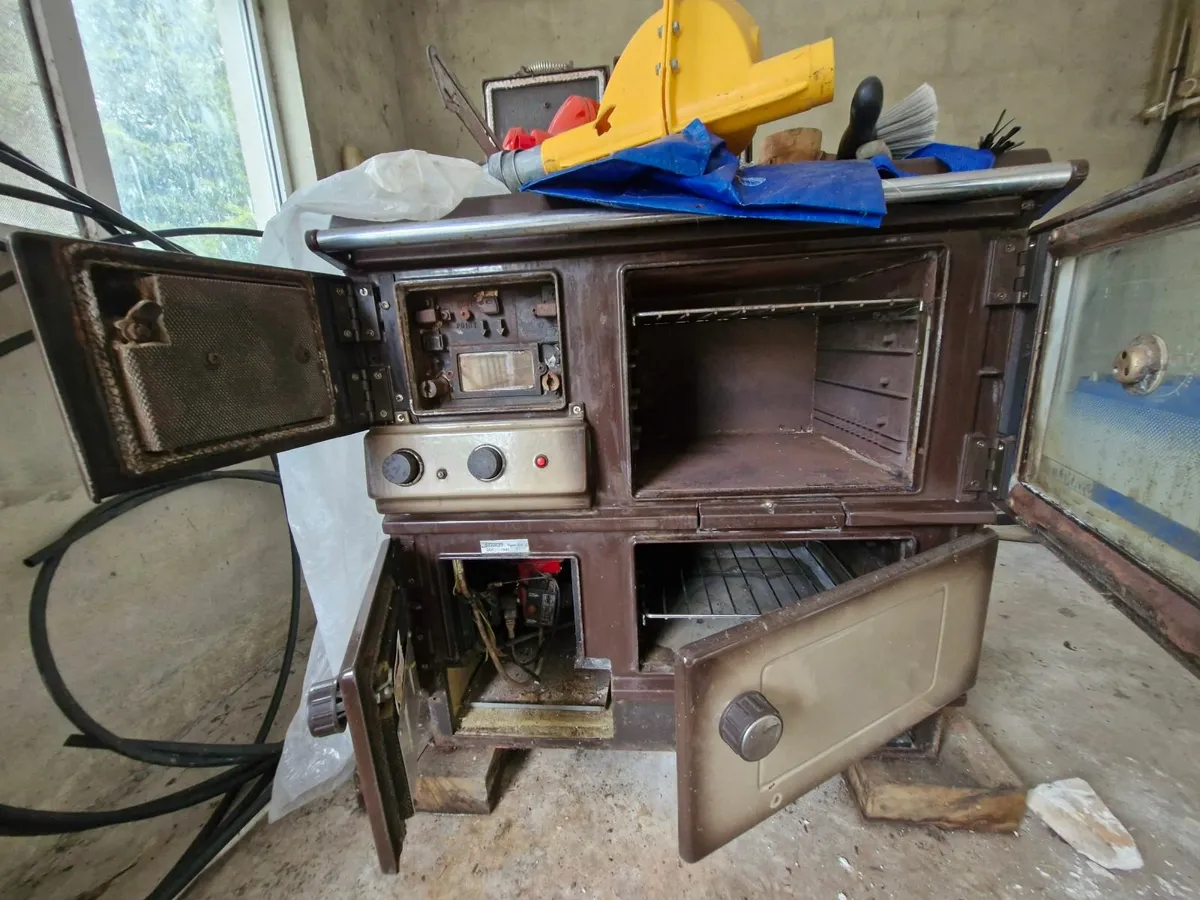 Stanley Super Star Oil Cooker For Solid Fuel Conve - Image 1