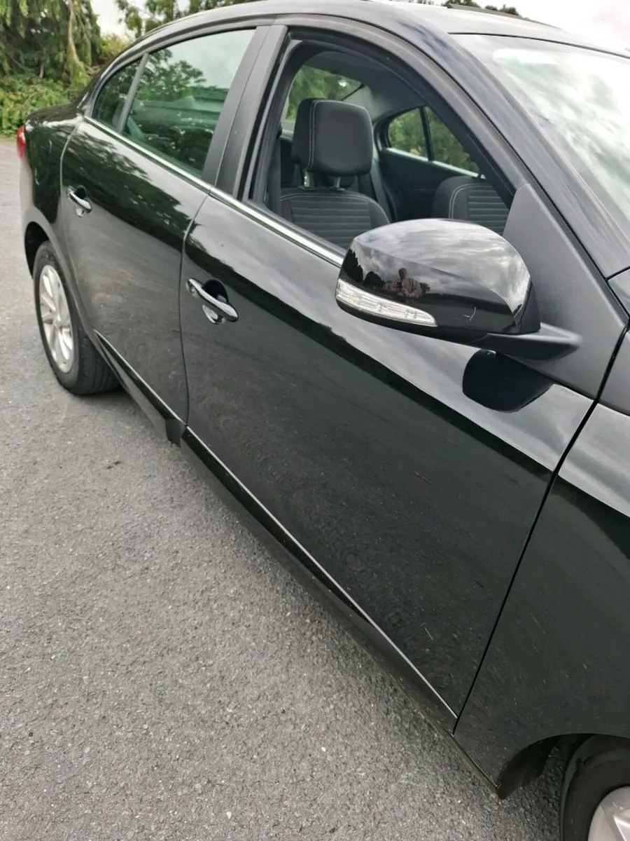 Car - Image 2