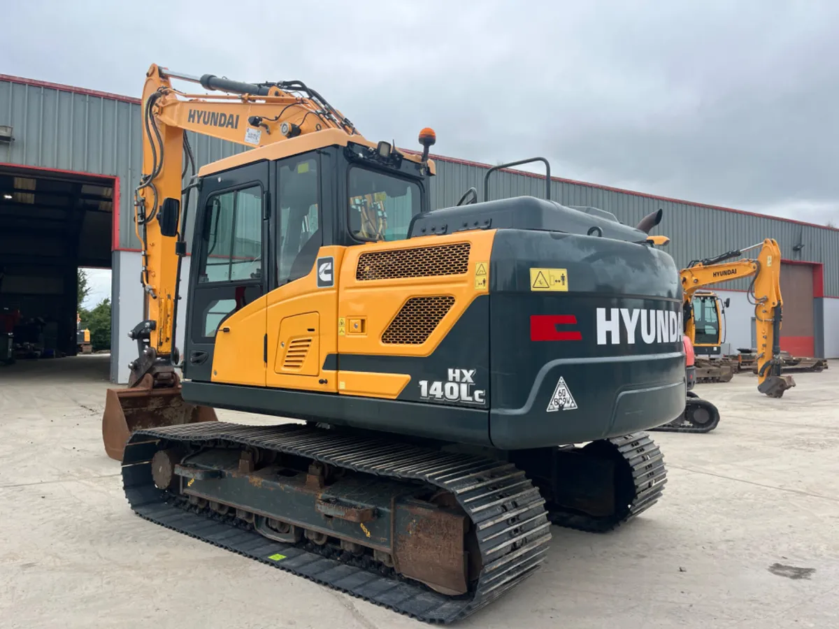 2021 Hyundai HX140LC - Image 3